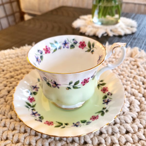 ROYAL ALBERT Bone China England VINTAGE Tea Cup and Saucer, #4474, Light Green and White with Violets & Pink Flowers, Gold Trim, 1950's