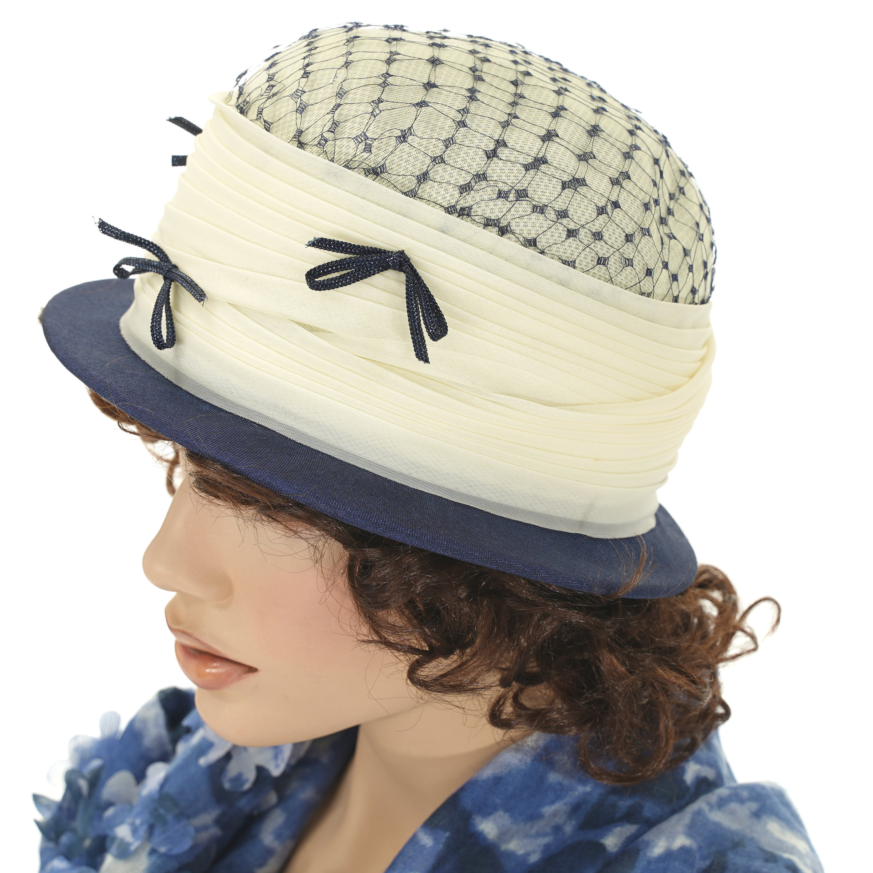 Women's Vintage Ivory \u0026 Navy Blue 