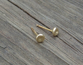 3mm Gold Stud Earrings 14k Gold filled Simple Hammered Round Post Earrings, Gold Jewelry, Dot Pebble Studs, minimal earrings
