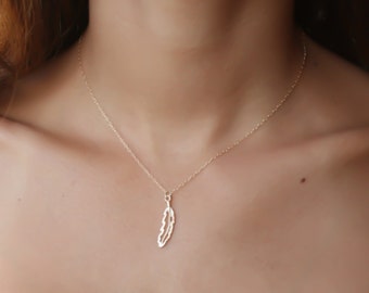 Collier de plume d'or, collier d'or, collier pendentif minuscule de plume d'or, collier simple, bijoux minimalistes, or dainty de collier de tous les jours