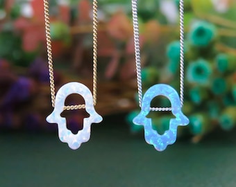 Opaal hamsa ketting goud Hamsa ketting gouden handketting Delicate gouden ketting gouden hand witte opaal ketting opaal sieraden Synthetisch opaal