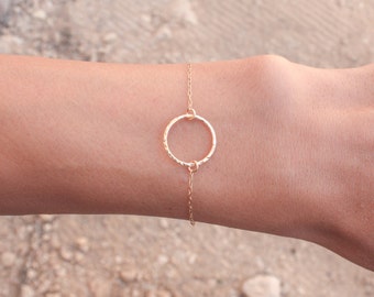 gold bracelet, gold Circle bracelet, small circle bracelet, circle gold, Karma bracelet, dainty gold bracelet, minimal bracelet