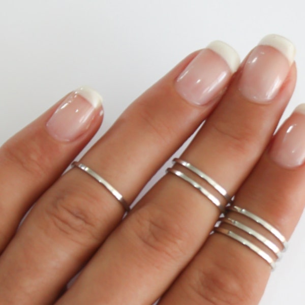 Sterling Silber Stapelringe, oberhalb der Knöchel Ringe, Sterling Silber Midi Ring, schlichte Band Midi Ringe, Silber glänzende dünne Ringe