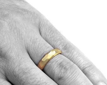 Alianza de boda para hombre, Alianza de boda facetada, Alianza de boda moderna, Alianza de boda rústica, Anillo de oro geométrico, Alianza de boda de 14k, Anillo de boda de 18k