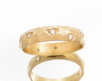 Diamond wedding band, Solid gold ring, Men's wedding band, Alternative wedding band, Faceted gold ring, 18k gold ring, 14k gold ring, Unique