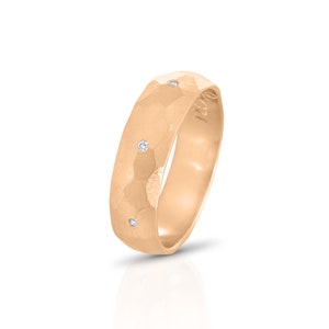 Facettierter Ehering, Diamantring Männer, moderner Ehering, rustikaler Ehering, geometrischer Ehering, 14k, 18k