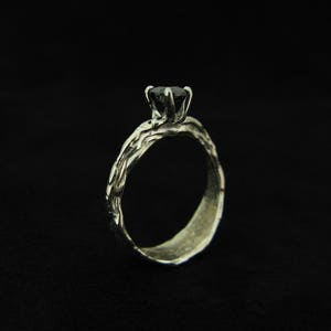 Anel de diamante negro, Anel de noivado exclusivo, Anel de noivado de diamante negro, Anel de ouro branco com diamante negro, Anel de diamante alternativo, Solitário imagem 5