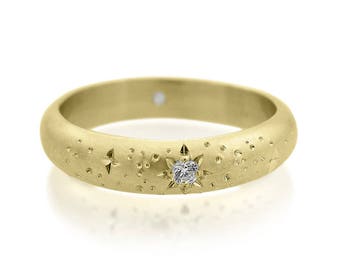 Diamond wedding band, Modern diamond ring, Stars diamond ring, Fine diamond ring, 14k wedding band, 18k diamond ring, Hand engraved band