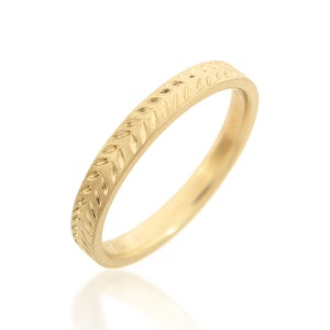 Wedding band, 18K wedding ring, 14K wedding band, Unique wedding band, Engraved gold band, Wedding band men, Wedding ring women, Pattern