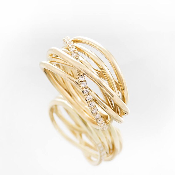 modern anniversary rings