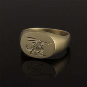 14k Gold signet ring, Personalized signet ring, Engraved gold ring, Initials ring, 18k signet ring, Oval signet ring, Classic signet ring