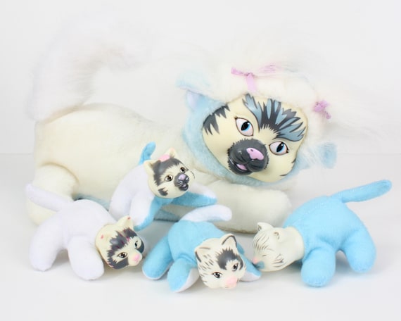 Vintage Kitty Surprise Mommy Cat + 4 Babies, Hasbro 90s 1991 Retro