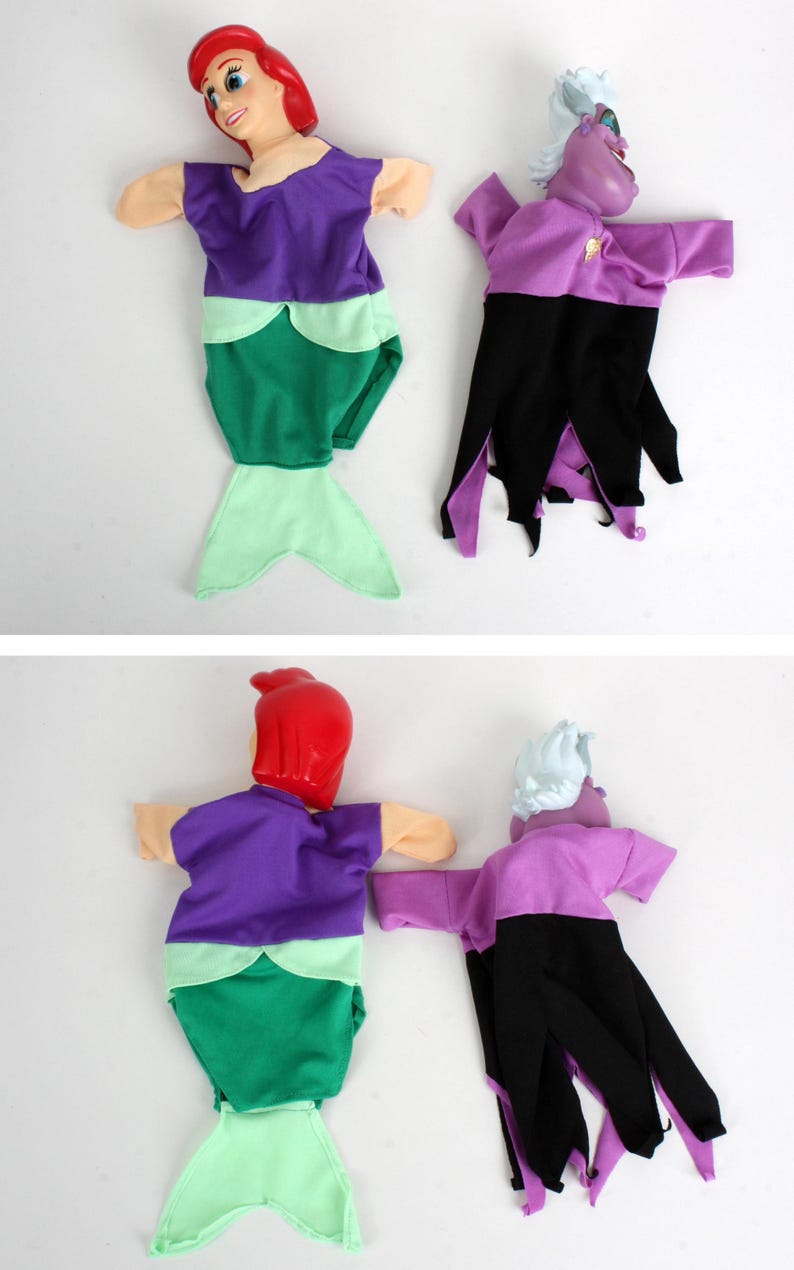 Puede incluir: Dos marionetas de tela: Ariel, con pelo rojo, top morado, falda verde y cola verde claro; y &Uacute;rsula, con piel morada, top morado, falda negra y pelo blanco. Ambas marionetas tienen brazos color carne.