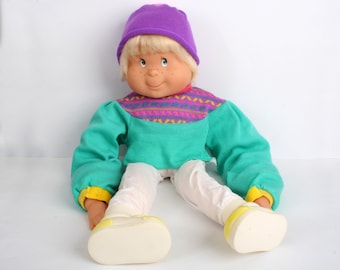 XL Famosa bendable legs doll with freckles, Large Spanish 80s 90s toy, made in Spain
