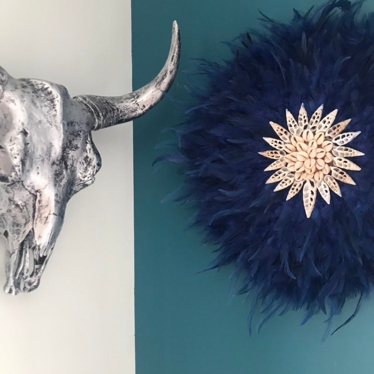 Jujuhat/Juju Hat Handmade en Plumes Naturelles 45 cm de Diamètre - Coloris Bleu Petrole avec Coquill