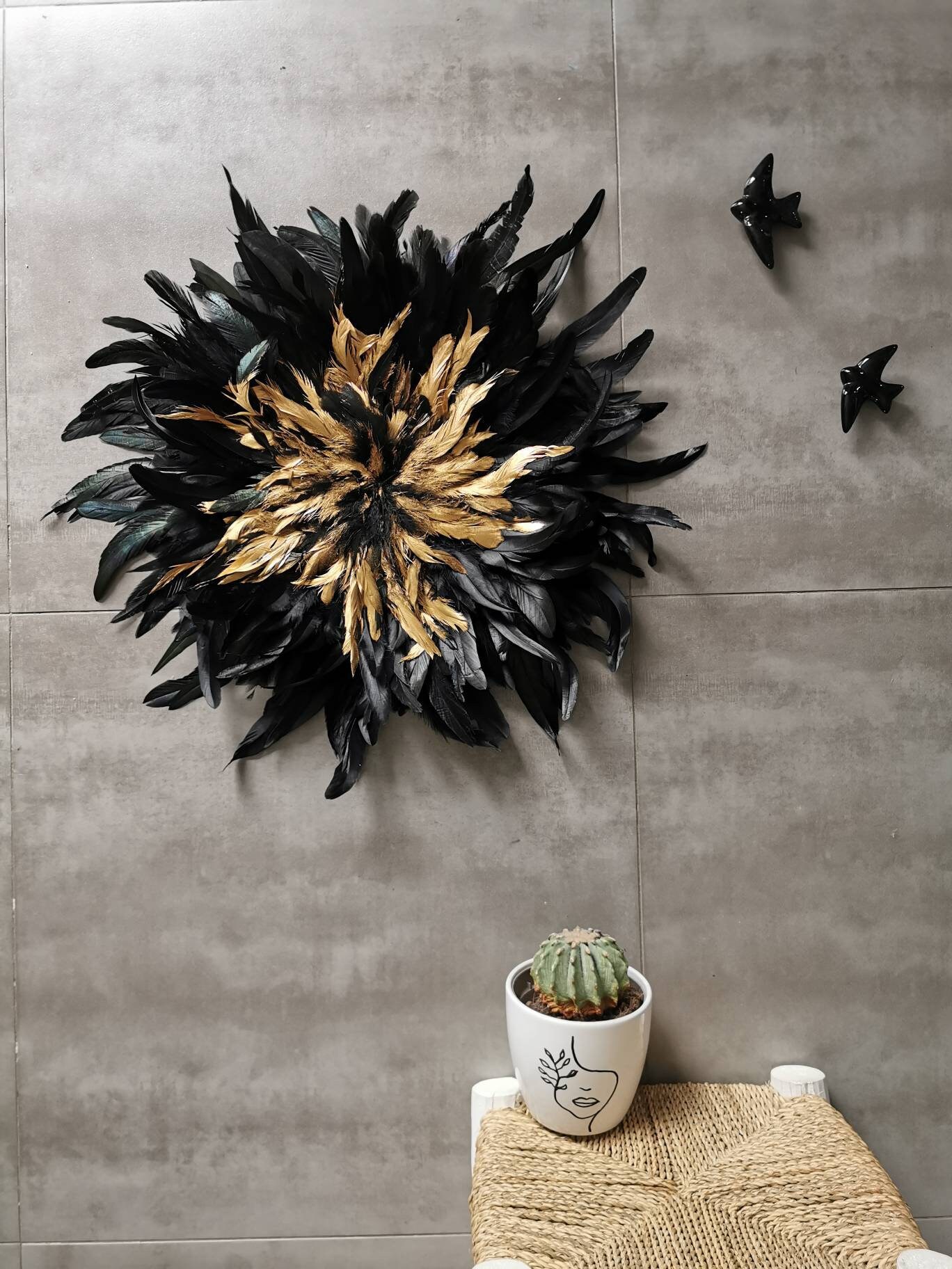 Jujuhat Juju Hat Handmade 55/58 cm de Diamètre Coloris Noir avec Centre Doré