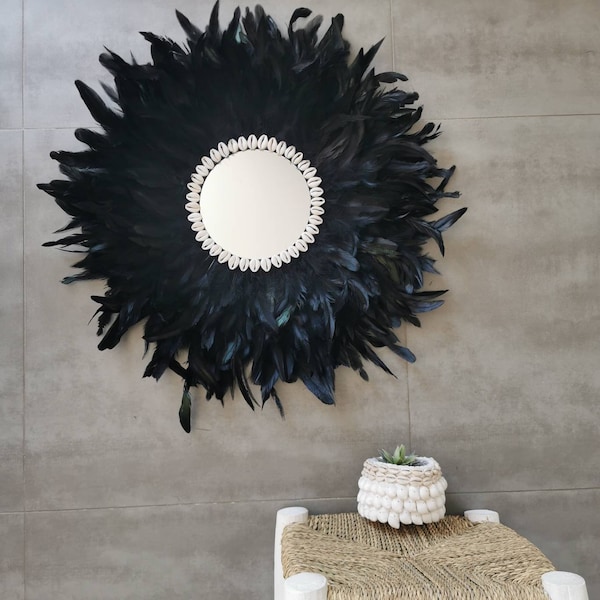 Jujuhat / juju hat XL miroir handmade en plumes 60 cm de diamètre avec centre miroir 18 cm et coquillages -  coloris noir