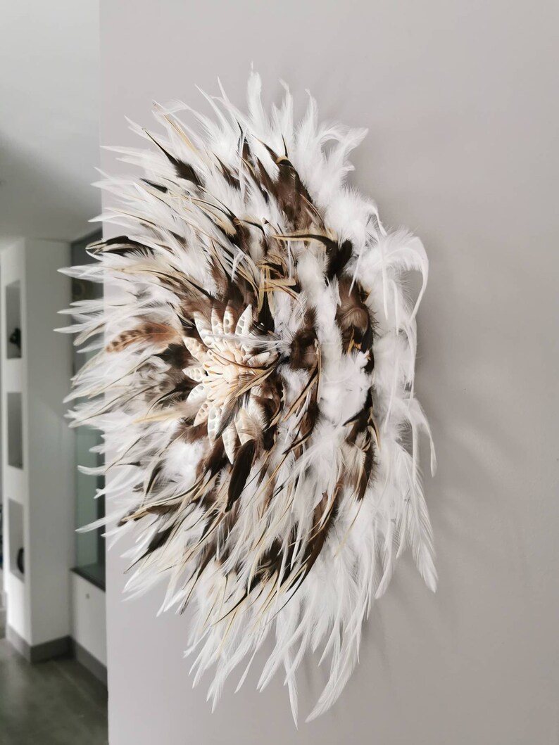 jujuhat / juju hat handmade in natural feathers and real shells 45 cm in diameter white, taupe and brown colours image 4