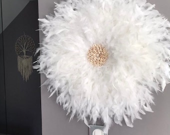 GEANT jujuhat / juju hat handmade en plumes naturelles 60 cm de diamètre - coloris blanc pur avec coquillages