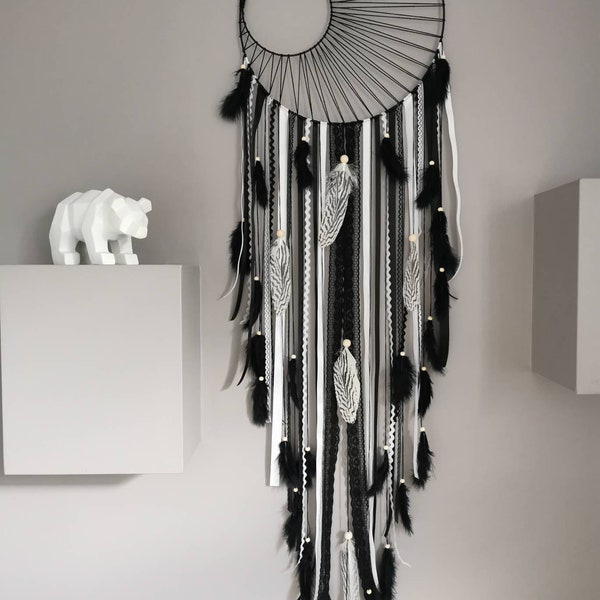 Géant Attrape reves Dreamcatcher tissage soleil noir  en noir et blanc avec dentelle