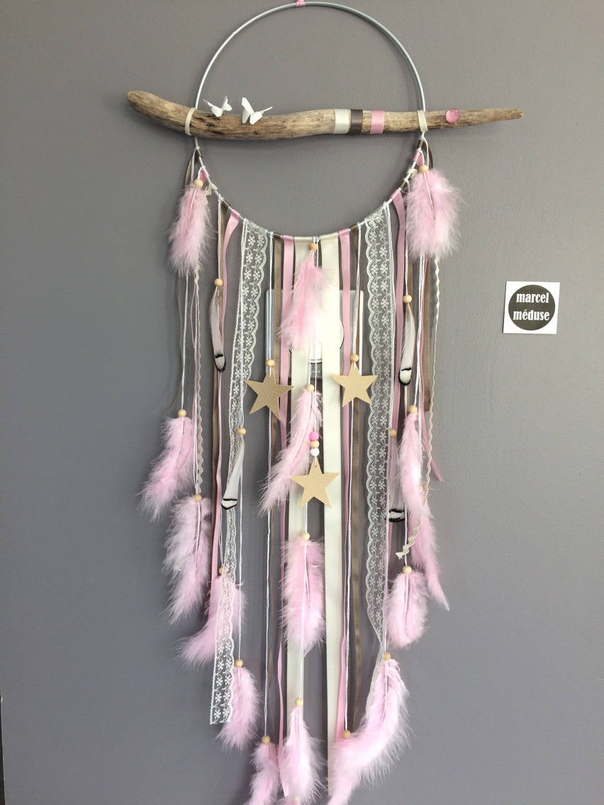Attrape Rêves Dreamcatcher en Bois Flotté Beige, Rose et Taupe avec Étoiles