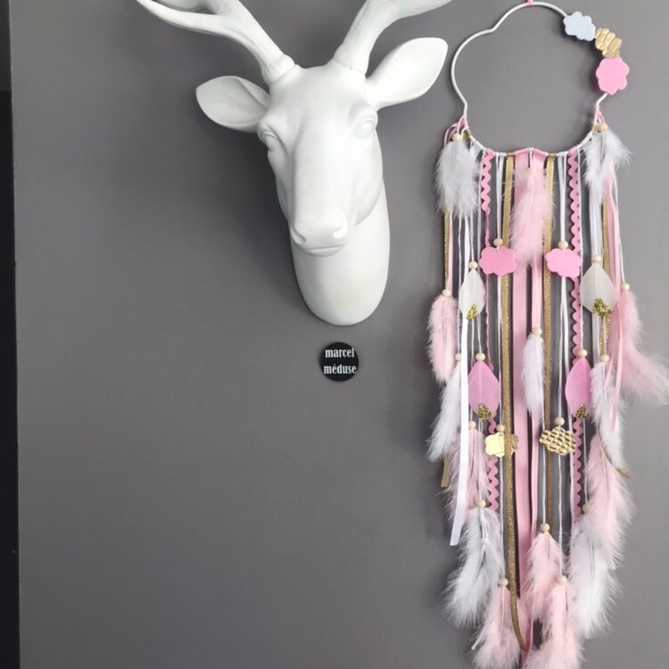 Attrape-Rêves Dreamcatcher Cercle Nuage Dans Des Tons de Blanc, Rose Poudré et Doré