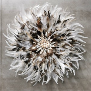 jujuhat / juju hat handmade in natural feathers and real shells 45 cm in diameter white, taupe and brown colours image 7