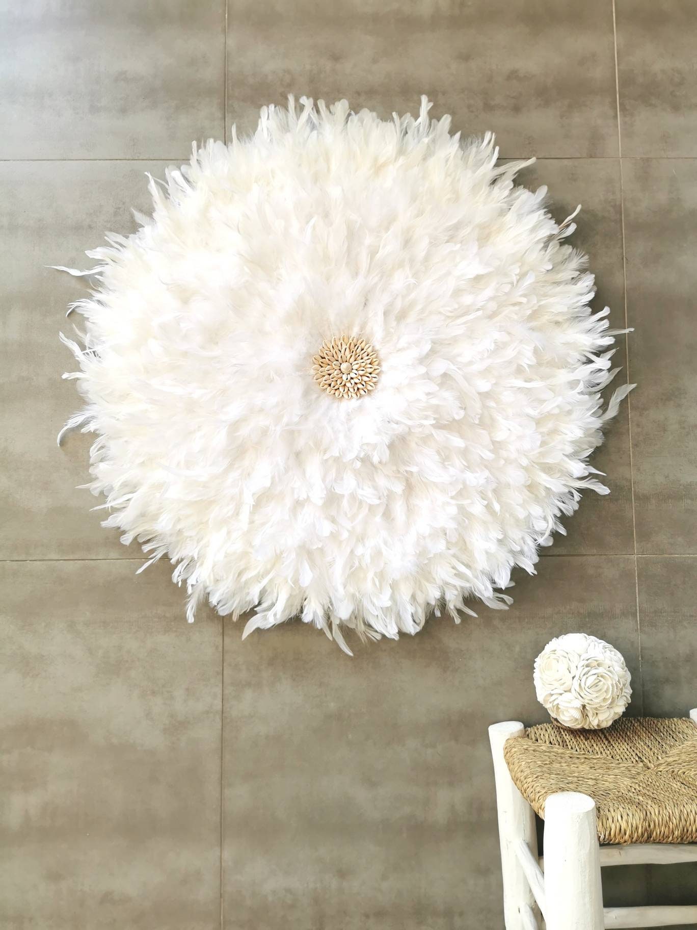 Taille Xxl Jujuhat/Juju Hat Handmade en Plumes Naturelles 75 cm de Diamètre - Coloris Blanc