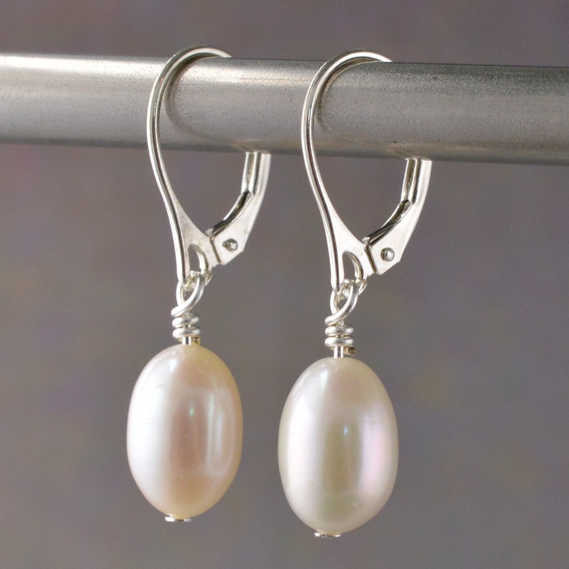 Beautiful Pearls Drop Earrings