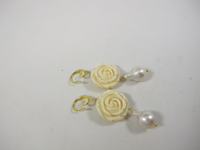 Chandelier Baroque pearl Silver Dangling Earrings Baroque Earrings Silver Plated Pearl Earrings Baroque Jewelry Bridal Earrings; BEST SELLER