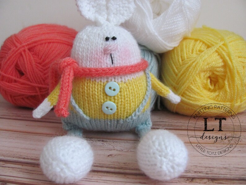 Riley Rabbit Knitting pattern, Soft knit toy, Tutorial, Knitting Pattern, knit in the round, DK yarn, PDF file Instant Download imagem 3