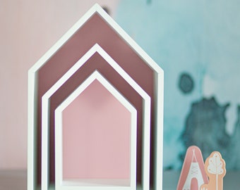 Estantería de la casa Puckdaddy Elise en rosa, juego de 3 estantes decorativos en el diseño de la casa, estante para habitación infantil