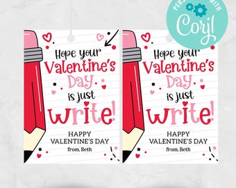 Puede incluir: Dos etiquetas de regalo de San Valentín con un diseño de lápiz. Cada etiqueta presenta el texto "Hope your Valentine's Day is just write!" en rojo y rosa, con corazones y las palabras "Happy Valentine's Day from, Beth."
