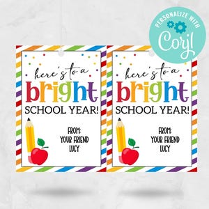 Op een helder schooljaarlabel, eerste schooldag leraar student klasgenoot, terug naar school gunst cadeaulabel BEWERKBARE DIRECT DOWNLOAD