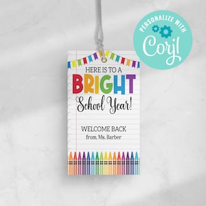 Op een helder schooljaarlabel, eerste schooldag leraar student klasgenoot, terug naar school gunst cadeaulabel BEWERKBARE DIRECT DOWNLOAD