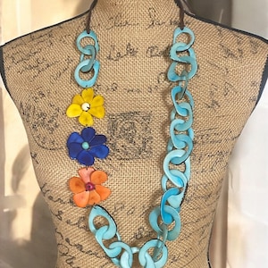 Naszyjnik Amalyn| Naszyjnik Tagua Link| Naszyjnik Flower Tagua| Naszyjnik Tagua Statement| Biżuteria Tagua| Naszyjnik Boho| Biżuteria Resort