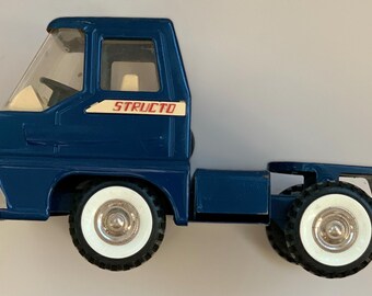 Vintage Structo Mfg Co. Pressed Steel Logging Truck Rig With