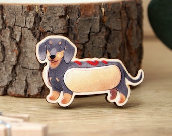 Hot Dog Ketchup Hund Holz Pin Badge - kleiner digital gedruckter illustrierter Anstecker, Ahorn Holz Pin für Taschen und Jacken