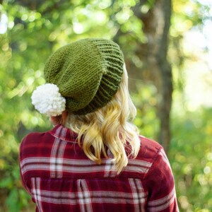 Chunky Knit Slouchy Simple Handmade Seamless Pom Pom Beanie  display picture 1
