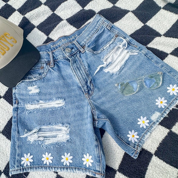 Flower Denim Shorts for Women Custom Denim Shorts Country Concert Shorts Western Denim Shorts Cowgirl Shorts Country Festival Outfit Daisy