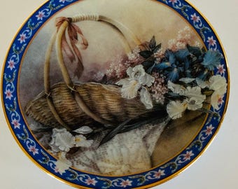 VINTAGE Lena Liu Mini Plate Collection Basket Bouquets Blue Irises 1995