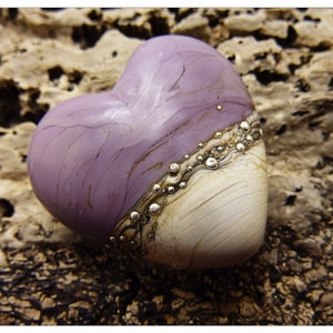 Lampwork Glass Beads, One Single Ivory and Lilac Heart Glass Bead, Silver Coast Heather Handmade by Copperstone Art Glass