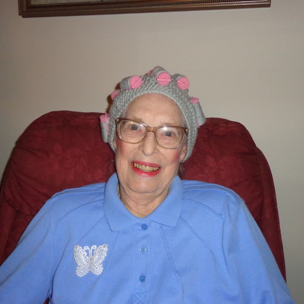 Old Lady Gag Gifts 60+ Gift Ideas for 2024