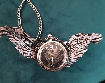 Flying pocket watches