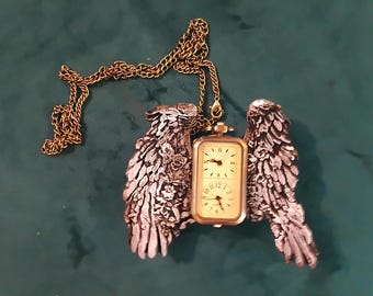 Flying pocket watches