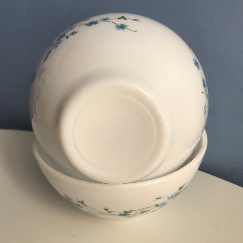 Two Arcopal Veronica Milk Glass Bowls.
