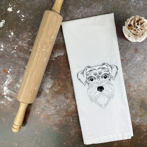 Schnauzer Gift, Schnauzer Mom Gift, Schnauzer Kitchen Towel, Dog Mom Gift, Custom Schnauzer Gift, Personalized Schnauzer Gift
