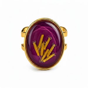 Pressed Flower Ring, Purple Botanical Ring, Real Flower Adjustable Ring, Handmade Resin Jewelry, Nature Inspired Gift - LV Oval -