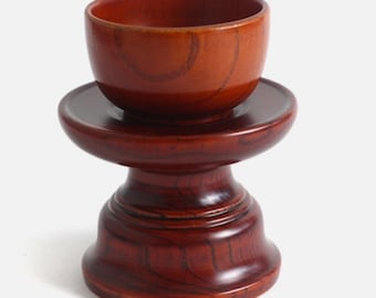 A set of high-quality drinking glasses made from ash wood in the southern region of Korea