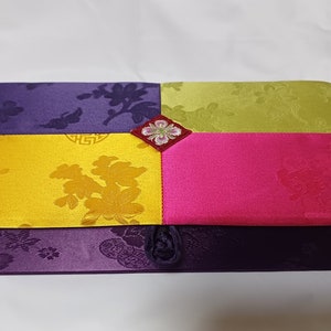Multi-purpose silk box made of high-quality silk, soft material wedding gift box, jewelry luxury box